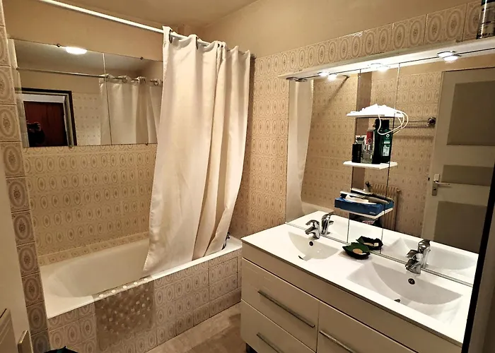 Le Nid Du Remblai 莱萨布勒-多洛讷